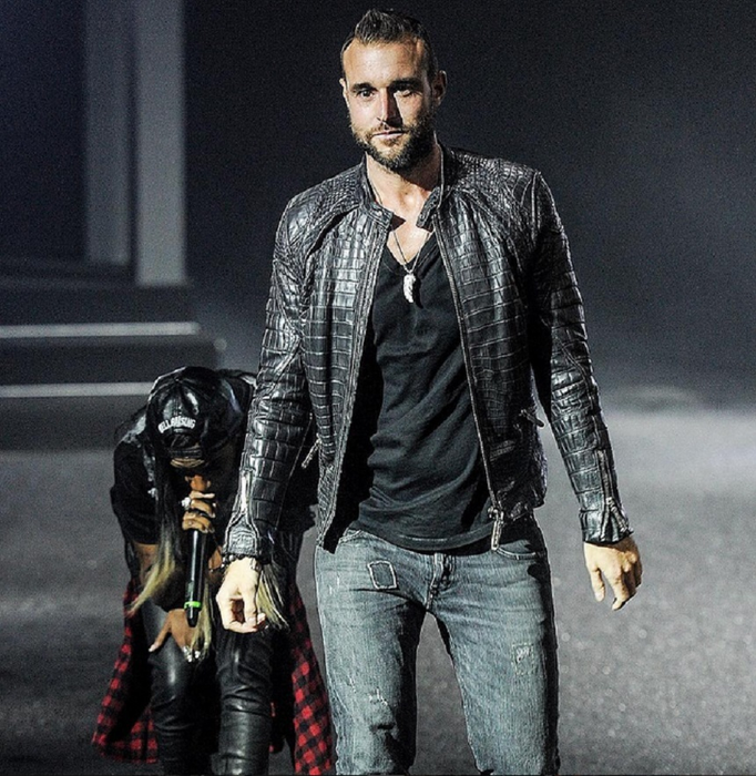 VIDEO / Vrea să o dea pe spate, la propriu, pe fosta iubită a lui Philipp Plein. Andreea Sasu se antrenează pentru o întâlnire ca-n ringul de box