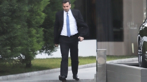E printre cei mai discreţi CEO din România. El este omul de la care se împrumută milioane de români!