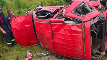 Accident GRAV în Harghita! O mașină a fost spulberată de tren: o persoană se zbate între viață și moarte