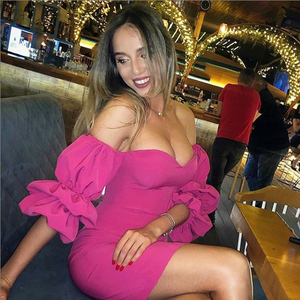 Iubita lui Florin Tănase, căpitanul de la FCSB, arată trăsnet! GALERIE FOTO