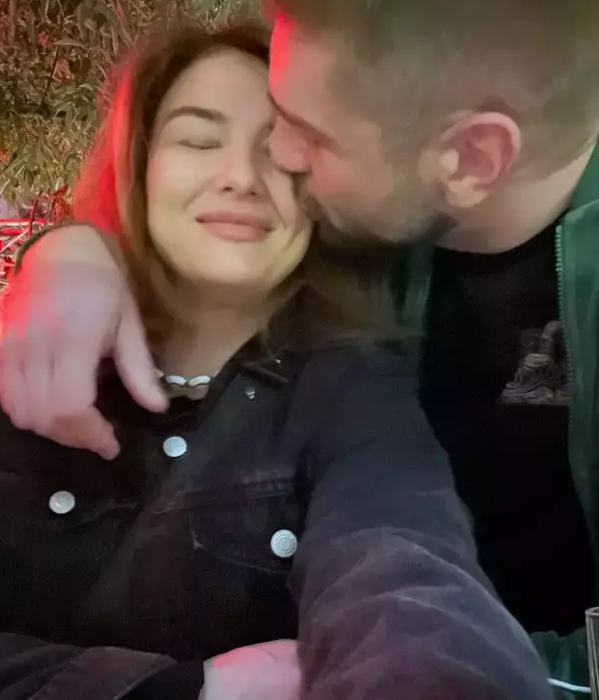 Maria Popovici alături de iubitul ei/ sursă foto: instagram