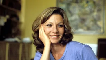 Doliu în lumea filmului! Pamela Salem, fostă vedetă James Bond, a murit