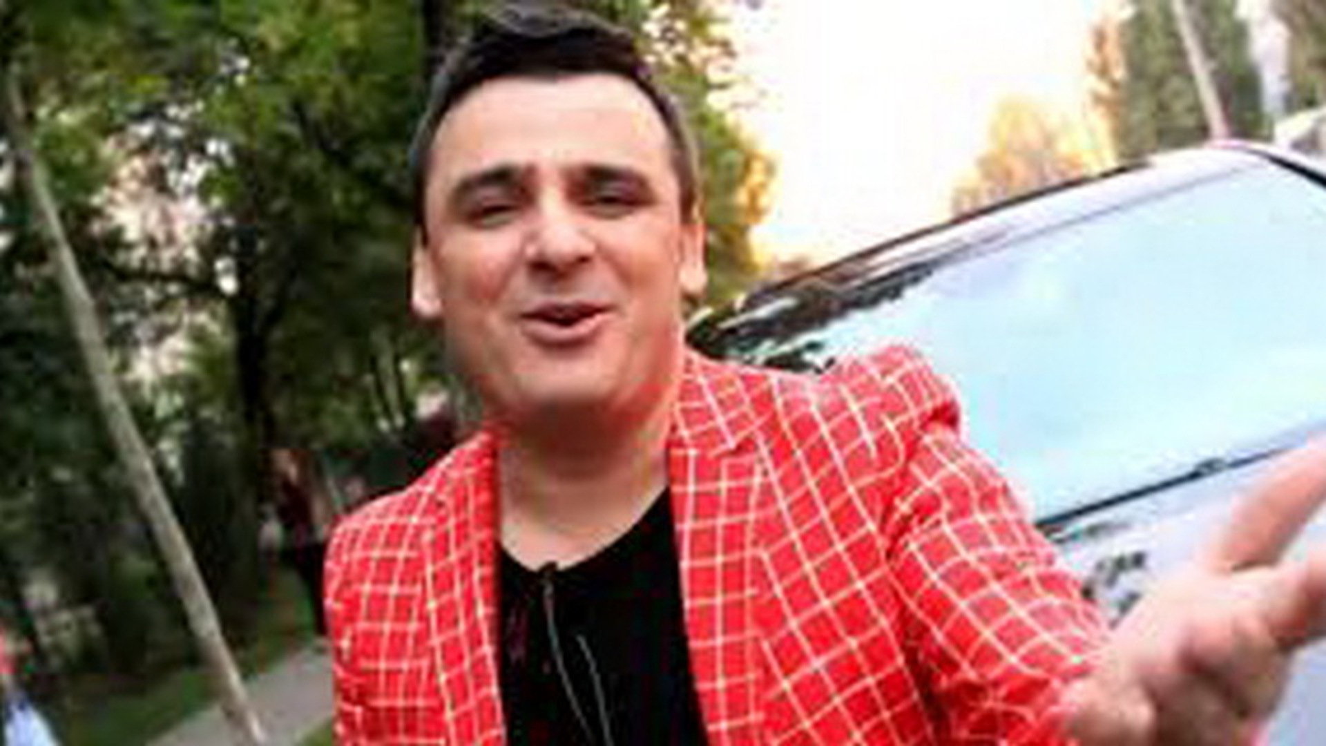 Imagini horror cu manelistul Liviu Guta! "Ma mir ca mai traieste!