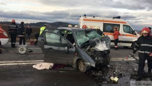 Accident grav în Braşov! Patru persoane au decedat