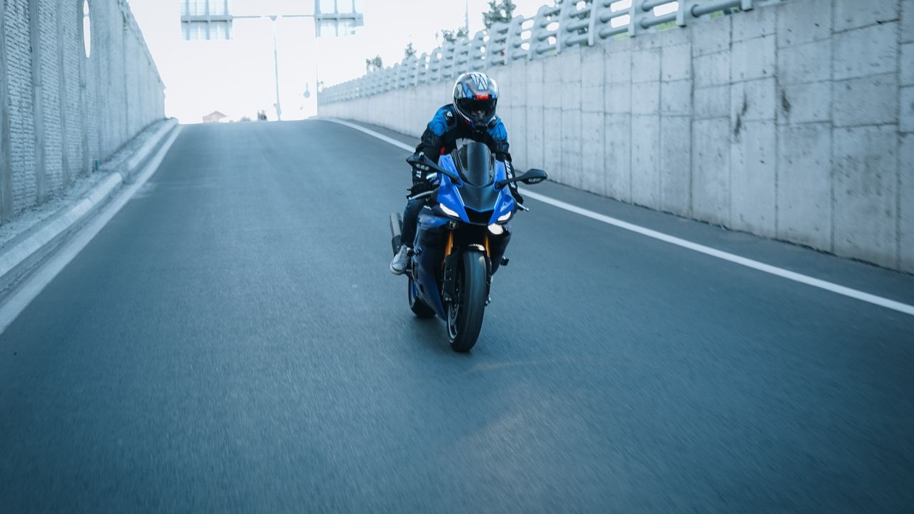 Vești bune pentru motocicliști! Ce schimbări îi așteaptă pe șoferii de motoare după noua lege