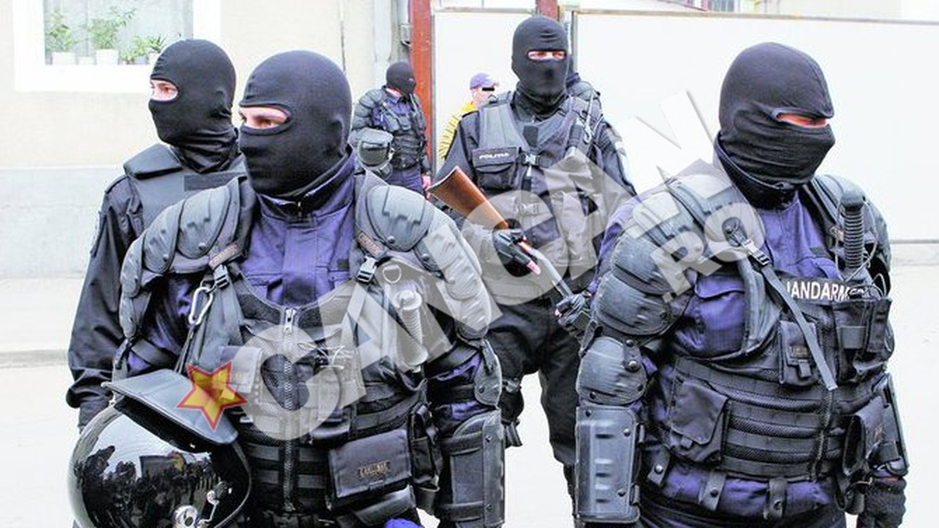 "Springul", o traditie de familie. Fiul celebrului spargator "Rechinu" a fost prins de politie