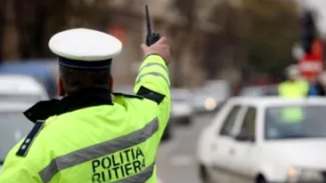 Condamnat la 2 ani de închisoare, după ce a lovit o maşină a poliţiei cu securea!