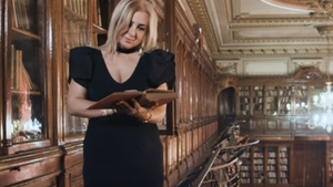 Încasările artiștilor au scăzut considerabil. Cântăreața care a renunțat la lux și a devenit mai chibzuită. „Toc banii cu o mare viteză”