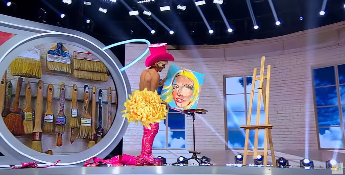Imagini +18 la iUmor! Cum apare Delia Matache e fără precedent în televiziunea din România