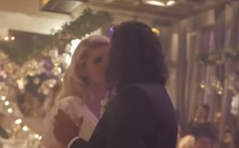 Diana Matei și Marian Cleante s-au căsătorit, în secret, după 15 ani de relație! Imagini fabuloase de la nuntă