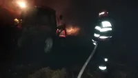 Depozit de furaje, incendiat în Teleorman. Focul risca să se extindă la locuințele din apropiere