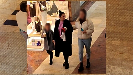 Cum am filmat-o pe Andra în forfota din mall. Soția lui Măruță a ieșit cu “bodyguarzii” la shopping