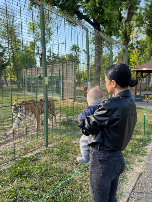 O mai ții minte pe Deea? Ce s-a ales de prima femeie care a căzut în ispită la Insula Iubirii. S-a tatuat din cap până-n picioare și a ajuns de nerecunoscut
