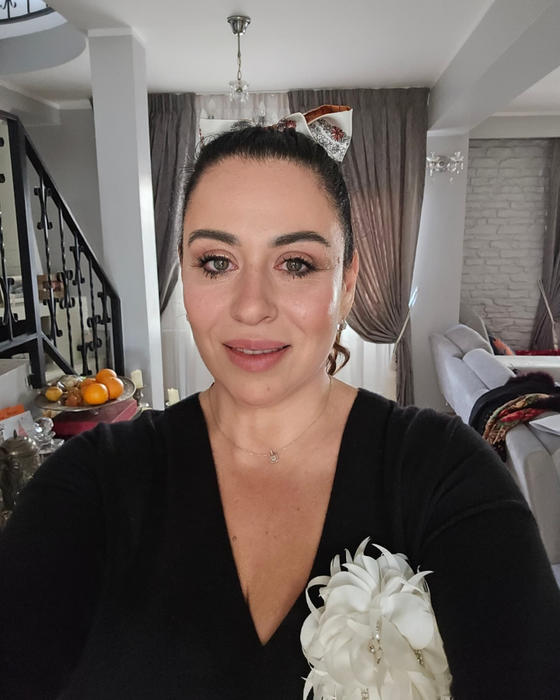 Oana Roman, petrecere cu ștaif de ziua ei de naștere. Nimeni nu se aștepta, însă, ca EL să vină la eveniment