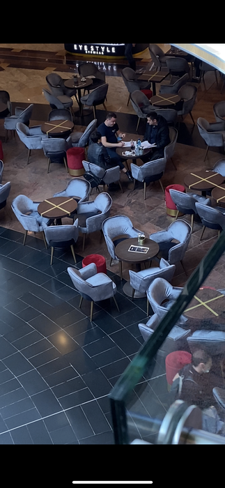Octavian Strunilă și Leonid Doni s-au întâlnit în Mall, la o cafea, dar și cu un contract de semnat