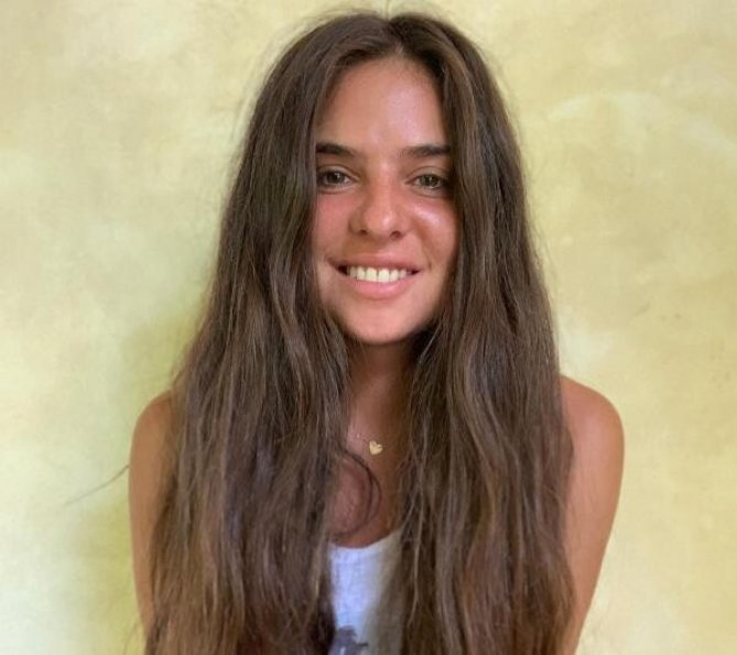 Cum arată nemachiată Mellina, noua concurentă de la Bravo, ai stil! A şocat la Survivor cu look-ul său