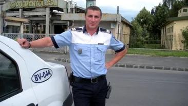 Polițistul Marian Godină judecă aspru acțiunile superiorilor săi: „Despre ce siguranță vorbiți, când vă întâlniți cu interlopii?”