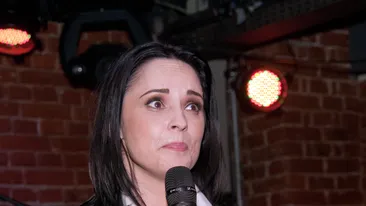 Andreea Marin isi pregateste prima aparitie publica de dupa despartirea de Stefan! Vezi cine a convins-o si de ce!