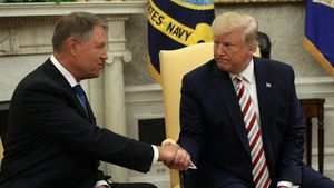 Donald Trump face aluzii la candidatura lui Iohannis la NATO? „Nu am fost fericit cu el"
