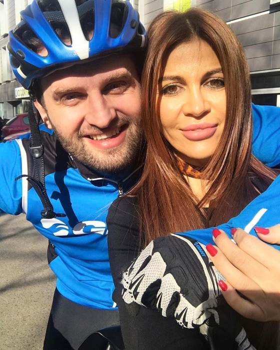 SORIN BROTNEI şi-a achiziţionat o super maşină! Artistul le-a arătat-o tuturor:,,Mi-am luat jucărie nouă‘’