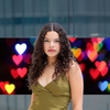 A fost prinsă în tandrețuri cu un bărbat, dar acum spune că e singură! Ce se întâmplă în viața amoroasă a celebrei artiste