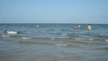 Temperaturile ridicate ale apei marii, mediu propice dezvoltarii microbilor