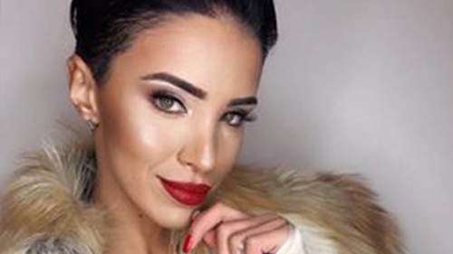 ADELINA PESTRIŢU i-a lăsat pe toţi cu gura căscată când a transmis acest mesaj! "Maimuţo!"