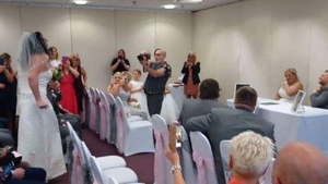 Mirele a trăit cel mai mare șoc, chiar în fața altarului. Când și-a privit mireasa, a încremenit: „Cineva să-mi spună că nu văd bine!”