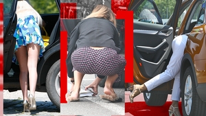 TOP sexy-vedete. Bianca Drăgușanu, Daniela Crudu sau Raluca Bambi s-au aplecat pe bancheta din spate și...: Mamăăă, ce priveliște!