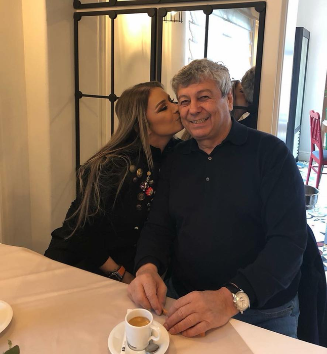 Gestul subliminal făcut de Anamaria Prodan la câteva ore după ce i-a dat un pumn în față lui Dan Alexa