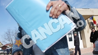 Fotoreporter CANCAN agresat in curtea Judecatoriei Buftea de sotul fostei secretare generale a Guvernului, Daniela Andreescu. I-a dat un pumn si l-a injurat!