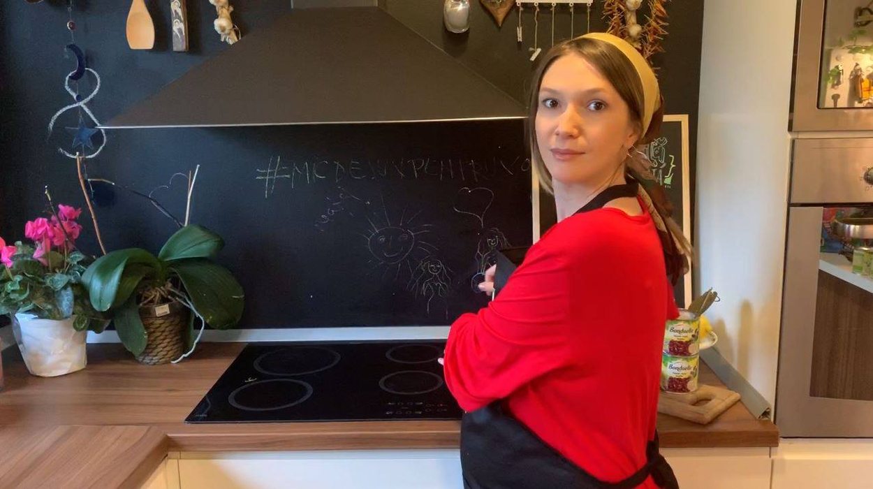 Adela Popescu a făcut bilanțul înainte să devină mămică din nou: “A fost ca o lecție”. Cât de mare i-a crescut burtica