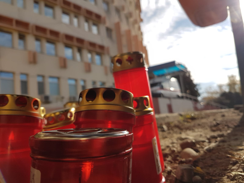 Omagiu adus victimelor de la Piatra Neamț