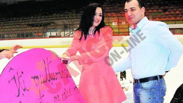 A cerut-o in casatorie la patinoar