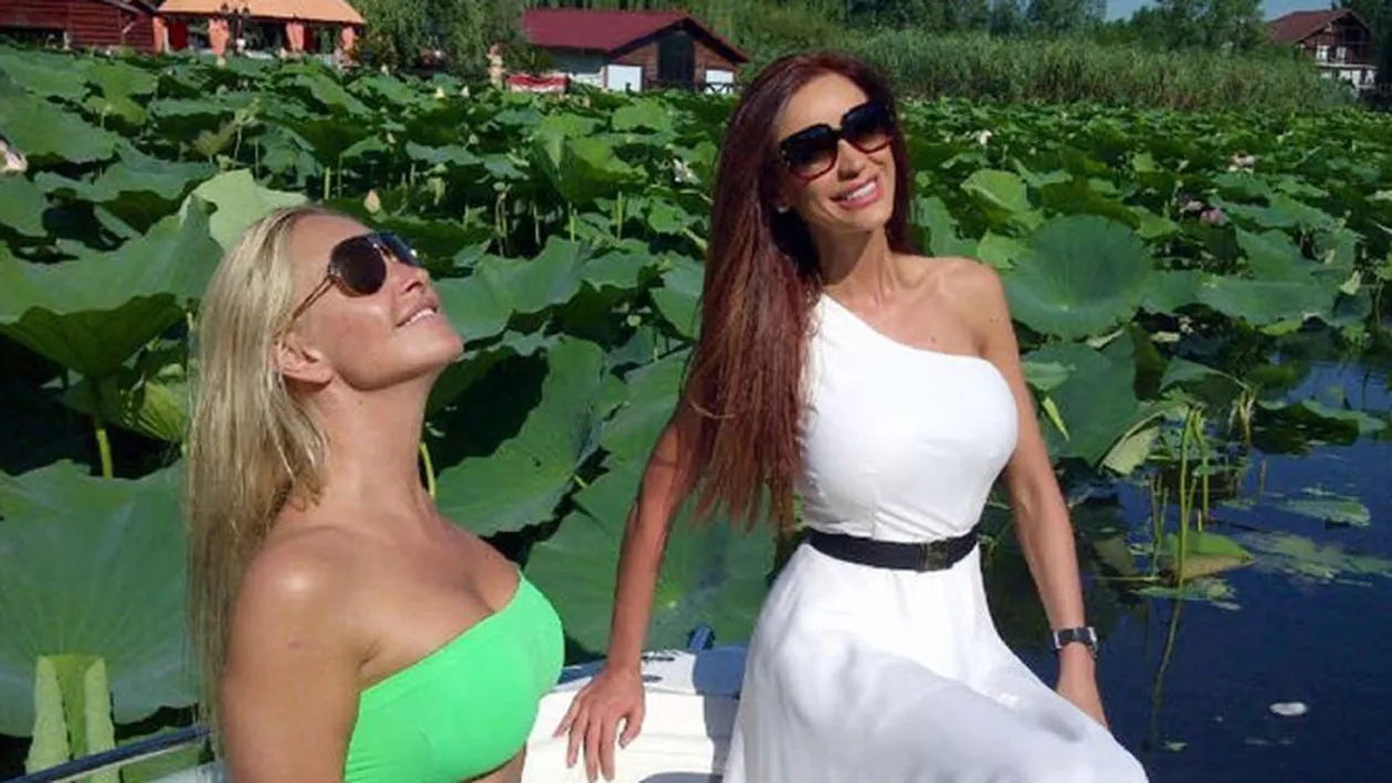 Au atatea in comun incat nu au cum sa nu fie prietene! Bianca si Vica se relaxeaza pe o barca printre nuferi