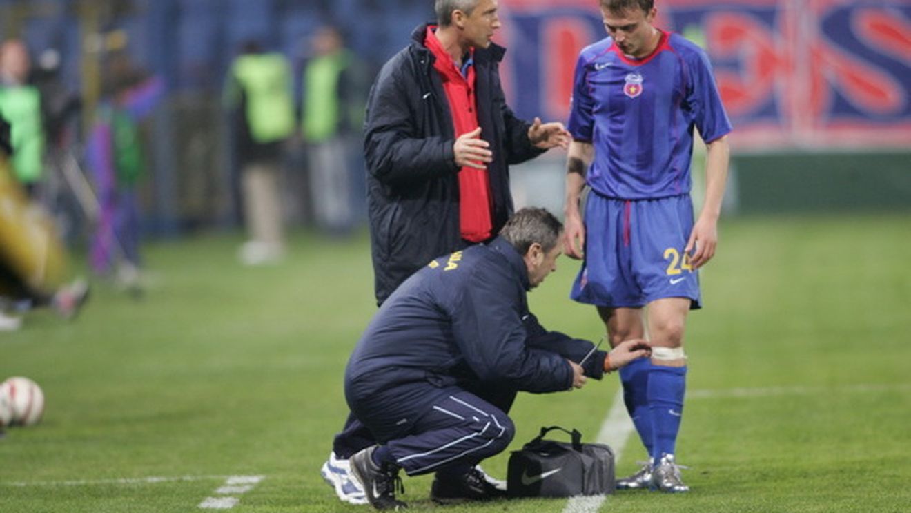 Cum se menţine în formă?! Sorin Ghionea e neschimbat la 4 ani după ce s-a lăsat de fotbal! 