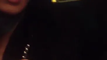 Oana Zavoranu ii jura credinta vesnica lui Florin Salam, pe manele! Tot episodul “amoros” a fost filmat intr-o masina!