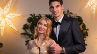 Andreea Bălan și-a sărbătorit soțul într-un mod special. Ce i-a transmis lui Victor Cornea la 33 de ani