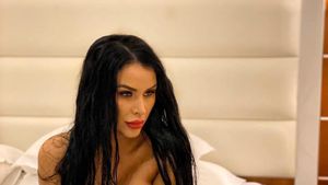 Daniela Crudu, ședință FOTO incendiară înainte să nască! Fanii au rămas interziși când au văzut-o