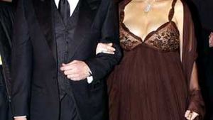 Catherine Zeta-Jones: "Nu am iesit niciodata cu barbati mai tineri ca mine, sunt prea narcisisti!"