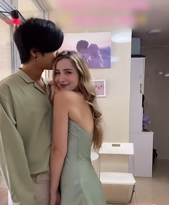 Cuplul care a devenit viral pe Tik Tok! Cine sunt Andrada și Jason? Cei doi locuiesc în Hong Kong