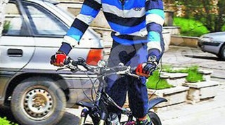 Mazare merge la lucru cu bicicleta