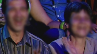 Imagini infioratoare de la "Romanii au talent"! Un concurent si doua persoane din public au dat fiori telespectatorilor - Cameramanul ar trebui sanctionat pentru aceste cadre