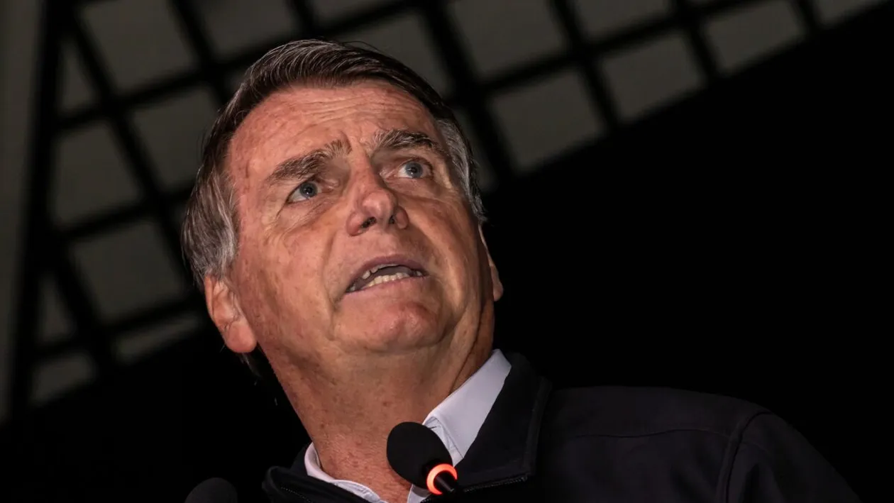 Fostul președinte a fost arestat la domiciliu. Ce acuzații i se aduc