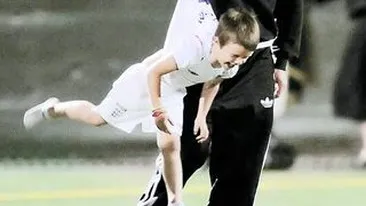S-a luptat cu juniorii! Asa uita Beckham de probleme