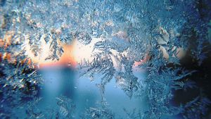 Europa, lovită de un ciclon polar! Avertizări meteo Cod roșu de ger și vijelii