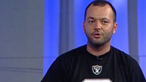 Mihai Morar şi-a schimbat look-ul. A renunţat de tot la barbă