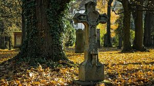 De necrezut cât costă un loc de veci într-un cimitir din Bucureşti! Sumele sunt de-a dreptul colosale