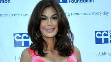 Teri Hatcher are o mana paralizata