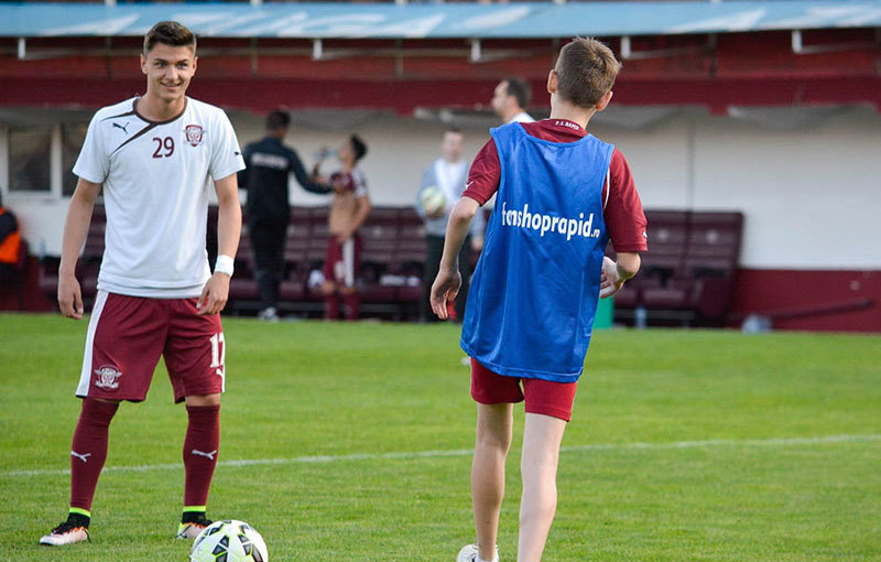 George, fiul lui Ionel Ganea, a jucat la Rapid timp de un sezon
